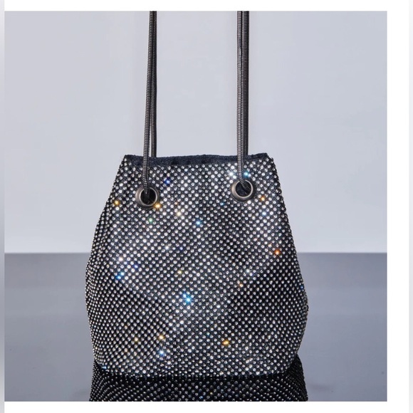 🩶🪩 Sparkling Silver Glam Bag 🪩🩶 - Picture 1 of 11